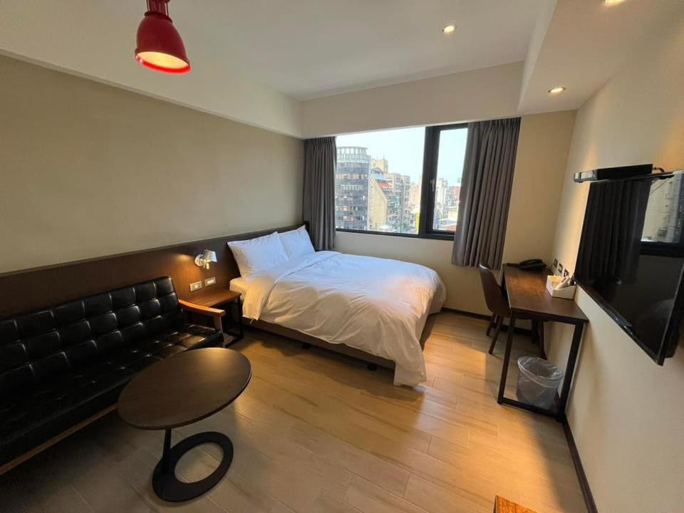 Dahua Hotel Keelung Buitenkant foto