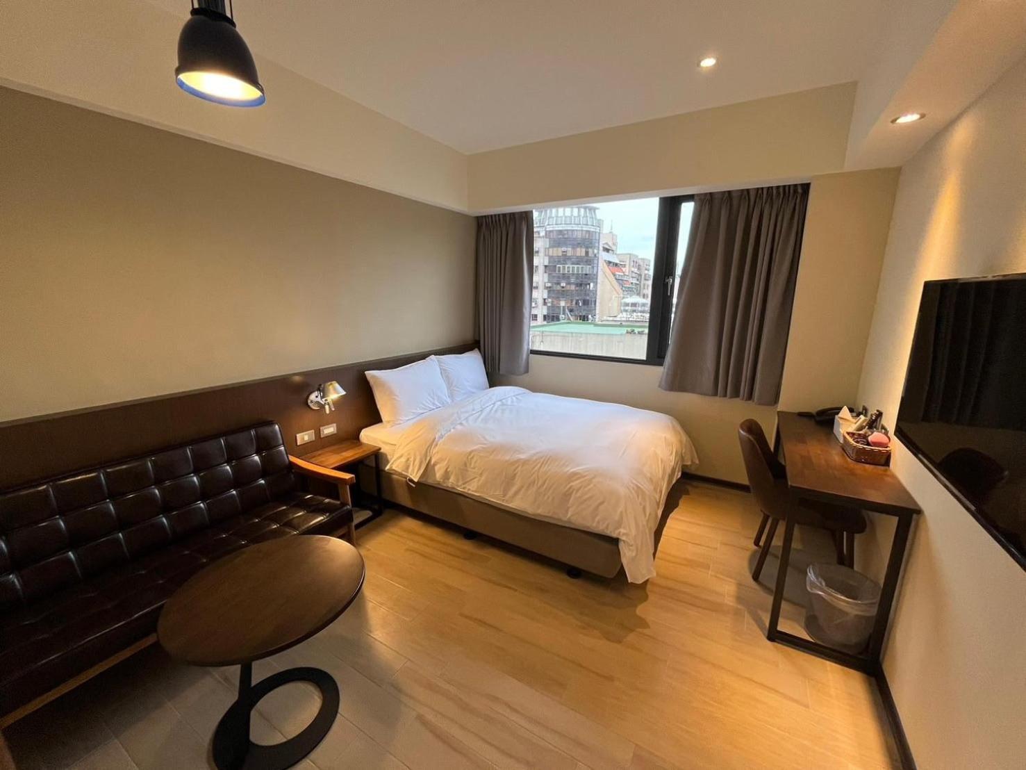 Dahua Hotel Keelung Buitenkant foto
