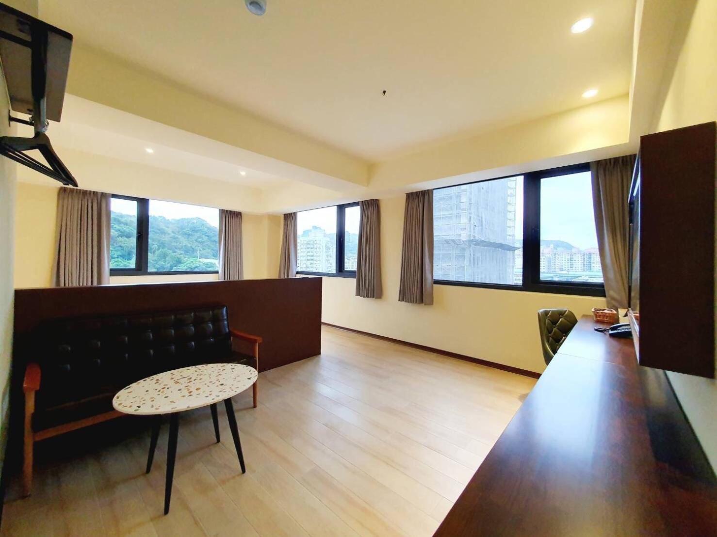Dahua Hotel Keelung Buitenkant foto