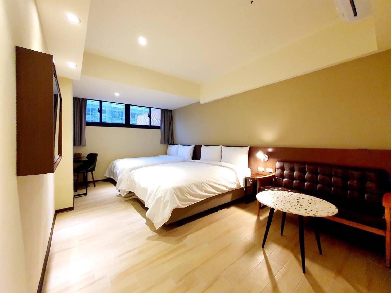 Dahua Hotel Keelung Buitenkant foto