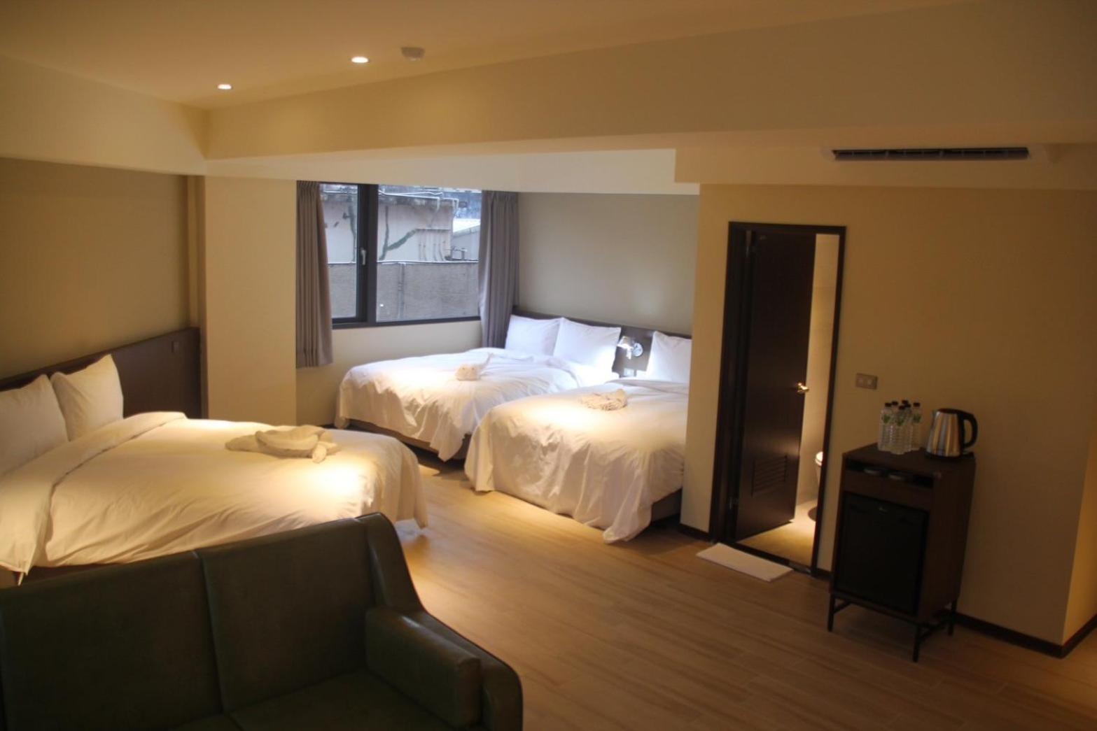 Dahua Hotel Keelung Buitenkant foto