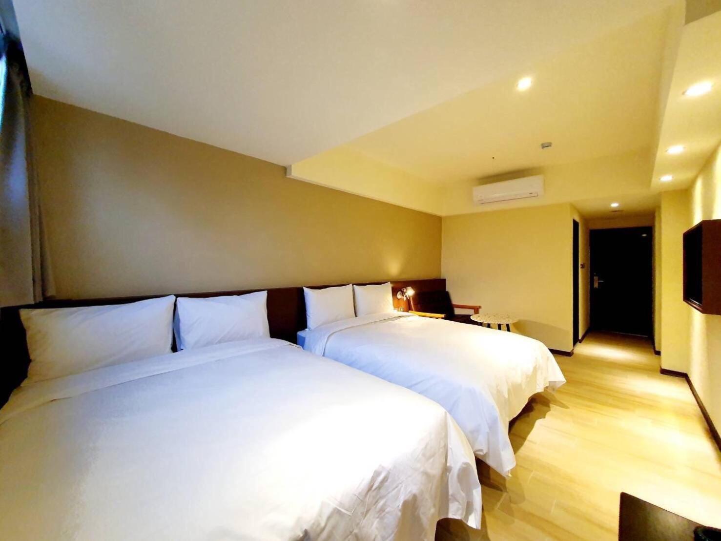 Dahua Hotel Keelung Buitenkant foto
