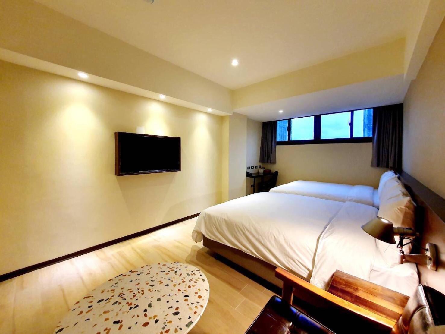 Dahua Hotel Keelung Buitenkant foto