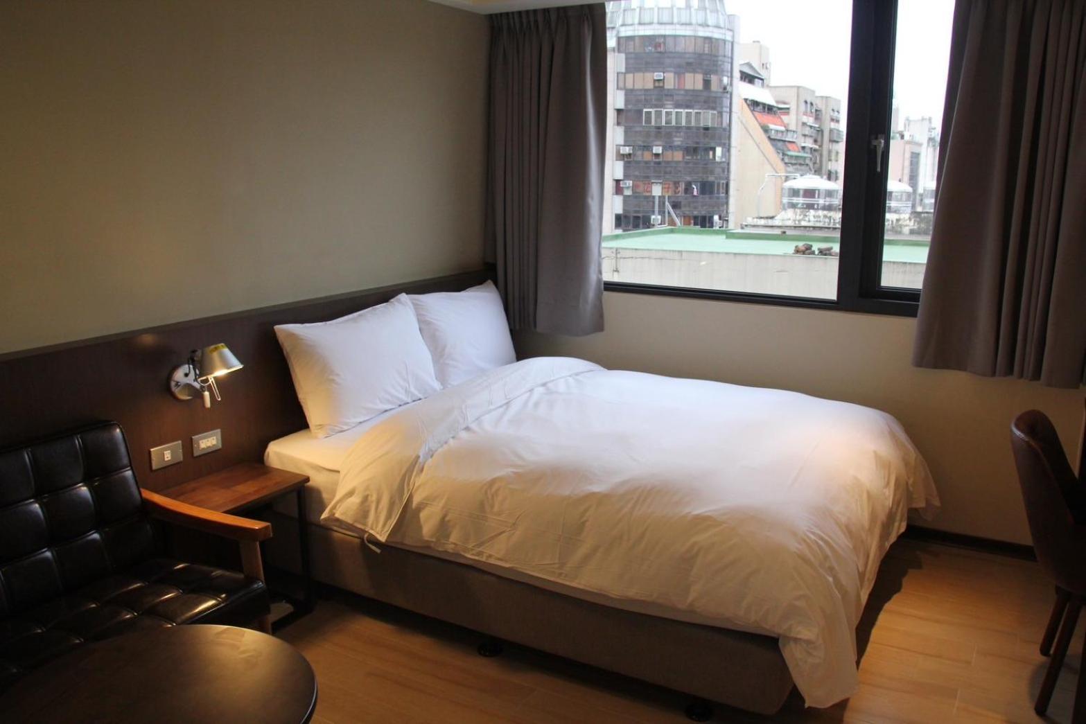 Dahua Hotel Keelung Buitenkant foto