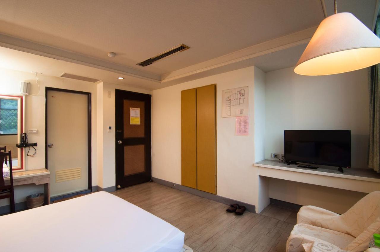 Dahua Hotel Keelung Buitenkant foto